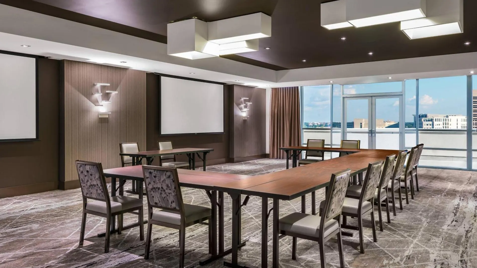 Ac Hotel By Marriott Charlotte City Center