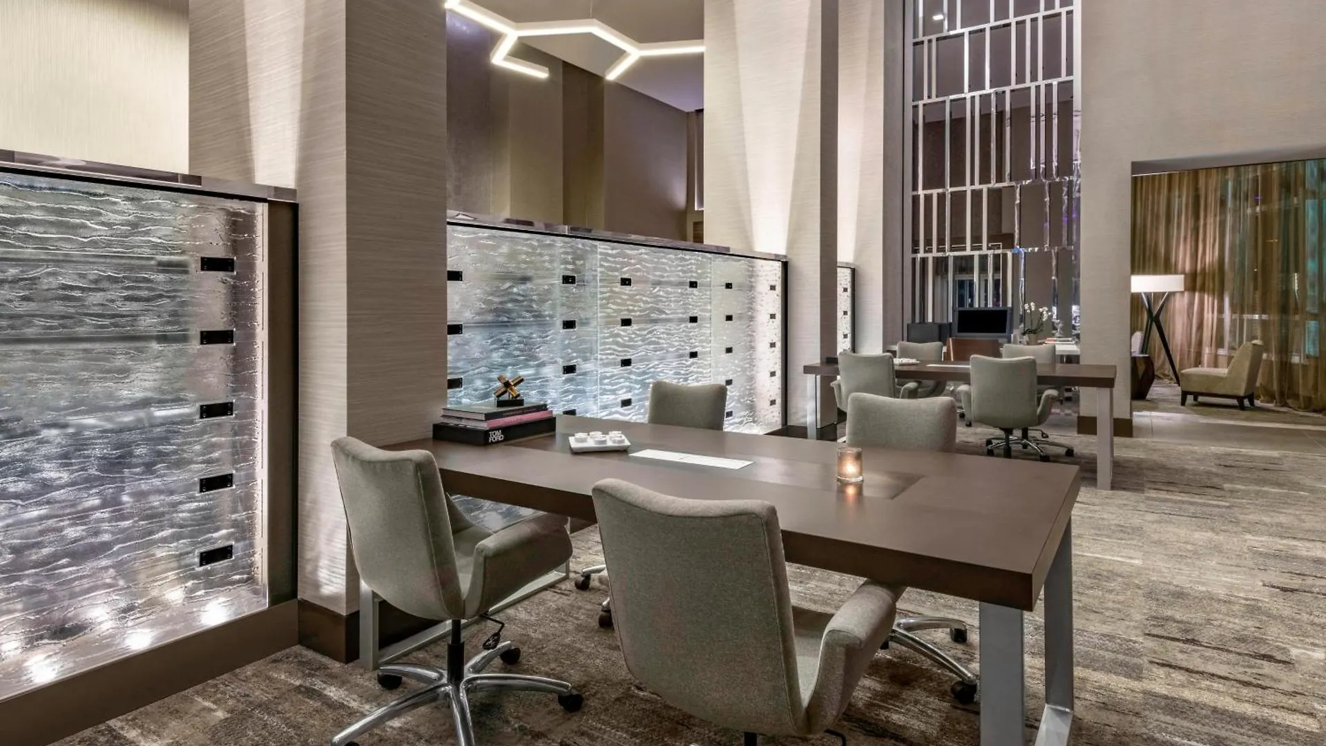 Ac Hotel By Marriott Charlotte City Center Stati Uniti